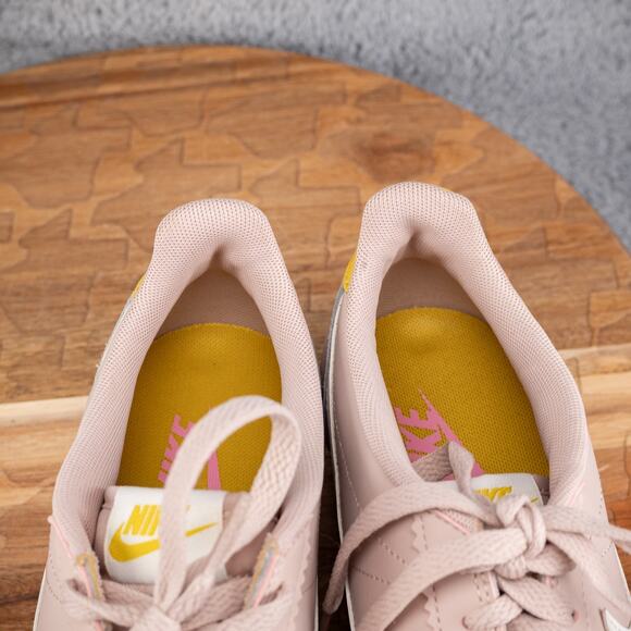 Nike Cortez Basic Shoes Women Size 9.5 Classic Running 807471-201 - Picture 6 of 8